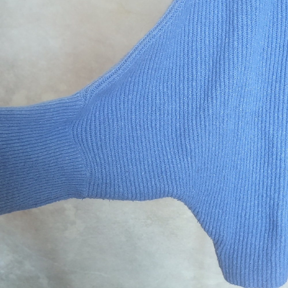 Elegant Blue Women's Cardigan - Picture 4 of 4